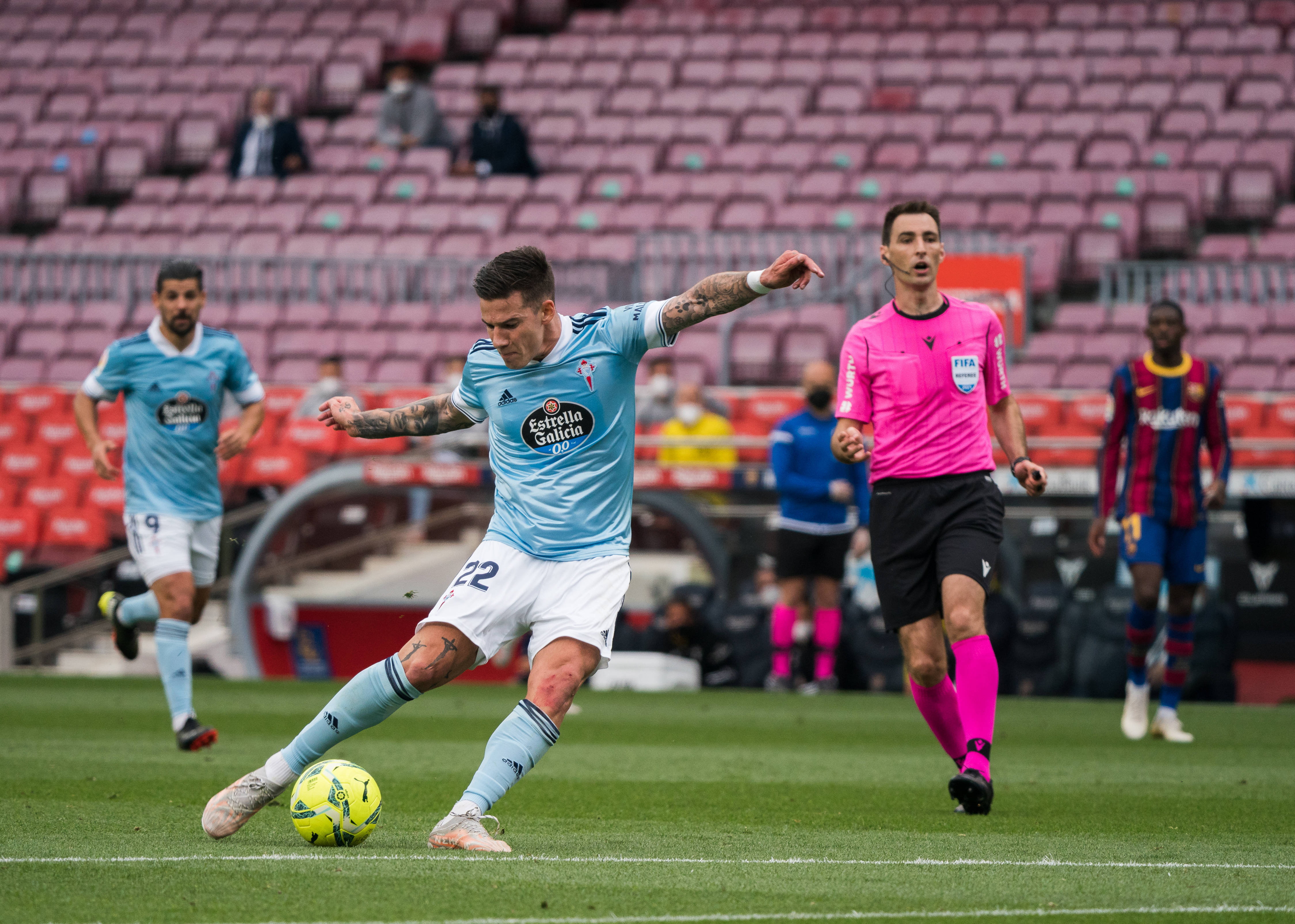 伯恩利主场全取三分，保级形势稍有改善